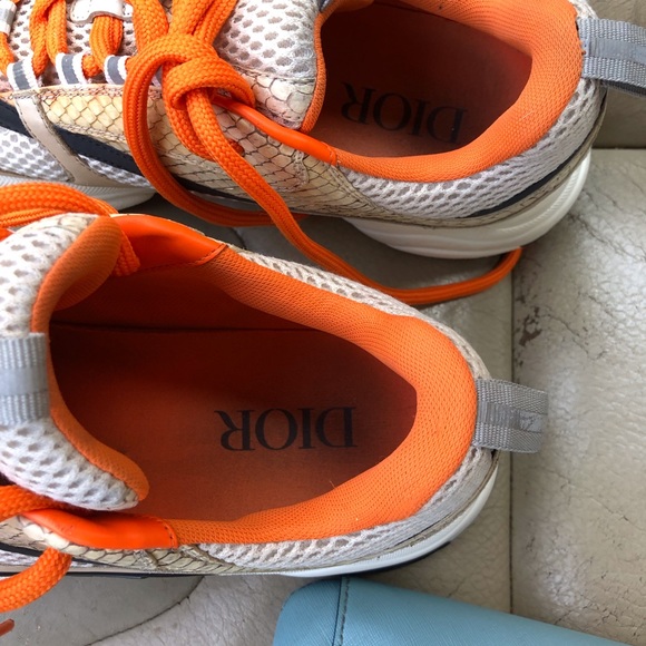 Size 9 in men I paid $1800 I will sell them for $800 - Picture 5 of 10